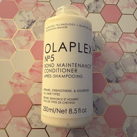 Olaplex No 5 Bond Maintenance Conditioner - Picture 1 of 4